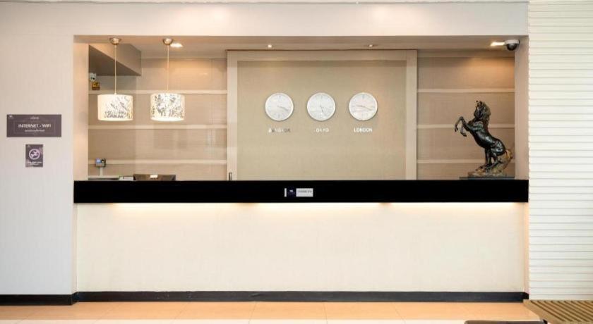 สินสิริ ลาดพร้าว 130  Hotel กรุงเทพมหานคร ภายนอก รูปภาพ
