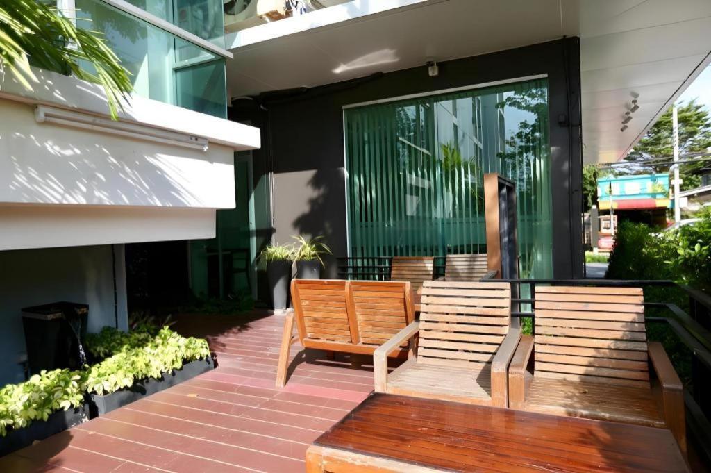 สินสิริ ลาดพร้าว 130  Hotel กรุงเทพมหานคร ภายนอก รูปภาพ