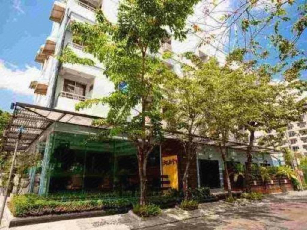 สินสิริ ลาดพร้าว 130  Hotel กรุงเทพมหานคร ภายนอก รูปภาพ